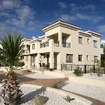Apartment Faros *
