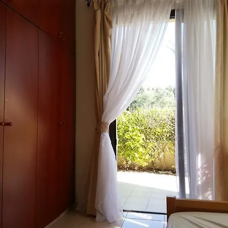 Apartament Faros Pafos